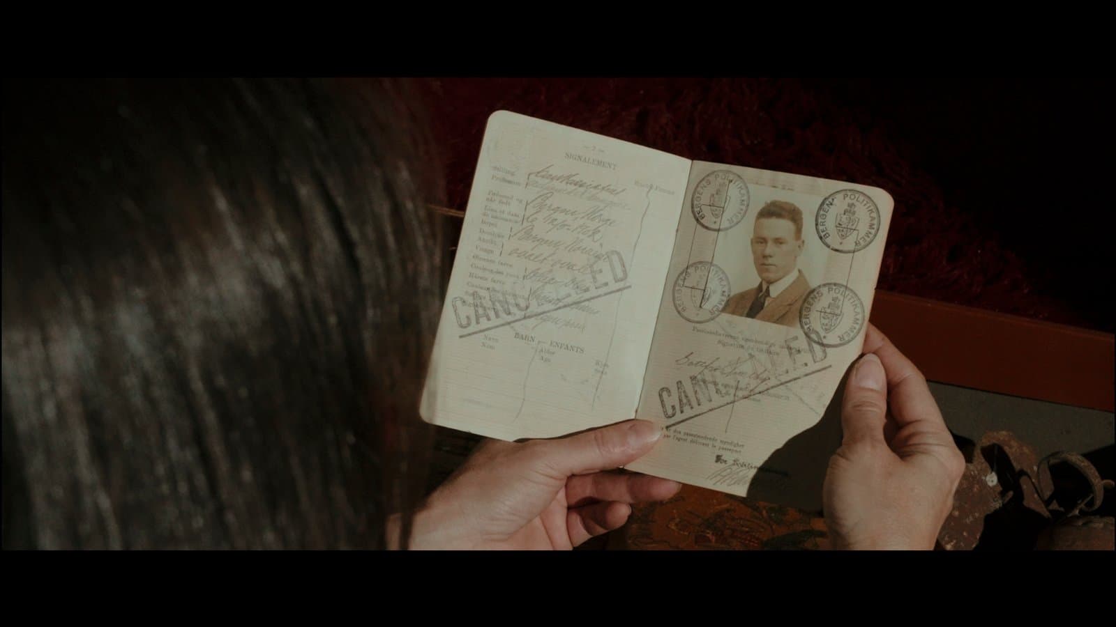 Still from BESTEFAR — frame 3